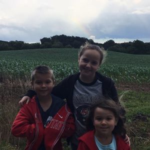 Meet your Posher, Leslie